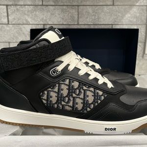 Dior sneakers